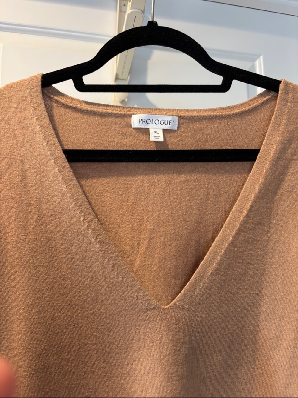 Prologue Tan V-Neck Lightweight Knit Sweater - Picture 2 of 7
